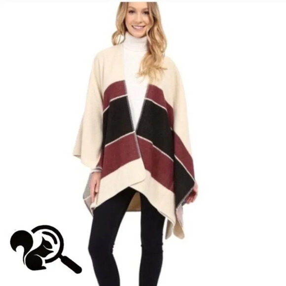 Sanctuary Poncho Top - Picture 8 of 9